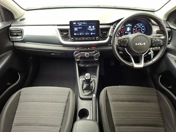 Used Kia Stonic 2023 for sale - 79382778: Photo