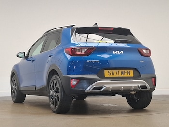 Used Kia Stonic 2021 for sale - 76188312: Photo 3
