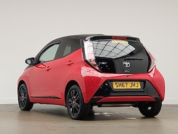 Used Toyota AYGO 2017 for sale - 76135220: Photo