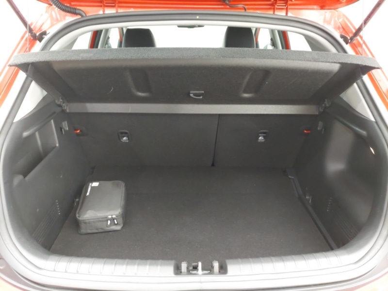 Used Kia Stonic 2023 for sale - 77708020: Photo 8