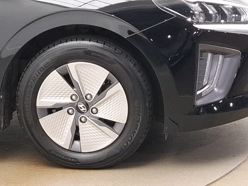 Used Hyundai IONIQ 2022 for sale - 76301646: Photo 9