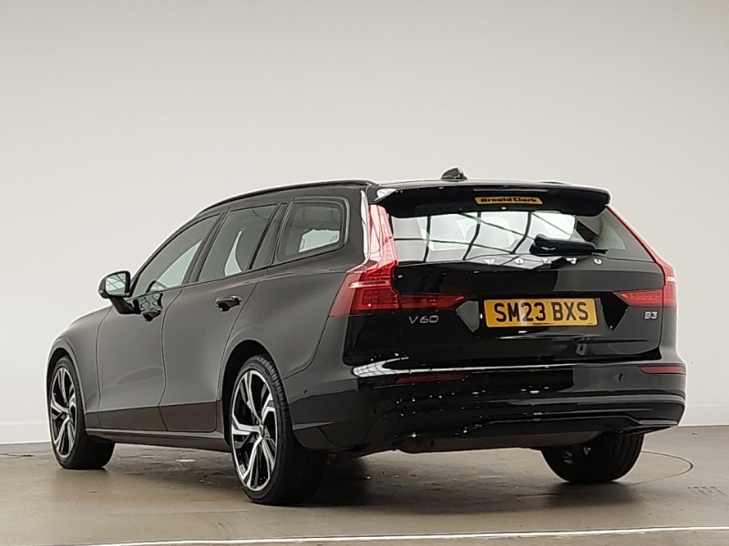 Used Volvo V60 2023 for sale - 76954868: Photo 3