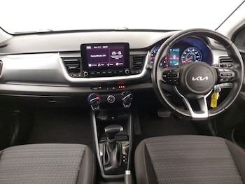 Used Kia Stonic 2022 for sale - 77108190: Photo