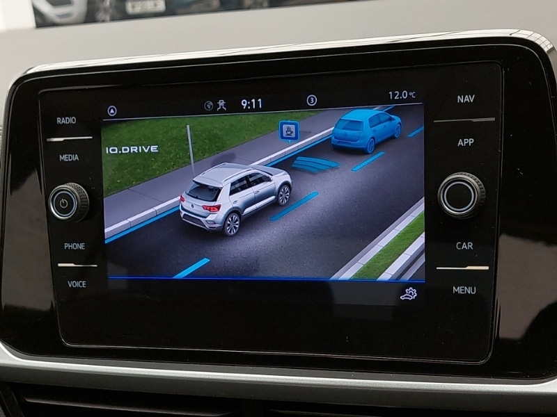 Used Volkswagen T-Roc 2023 for sale - 76795275: Photo 16