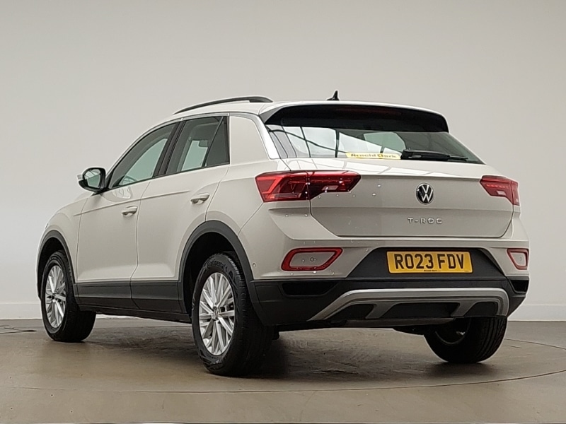 Used Volkswagen T-Roc 2023 for sale - 76795275: Photo 3