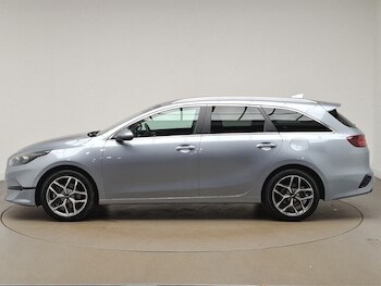 Used Kia Ceed 2025 for sale - 77475880: Photo