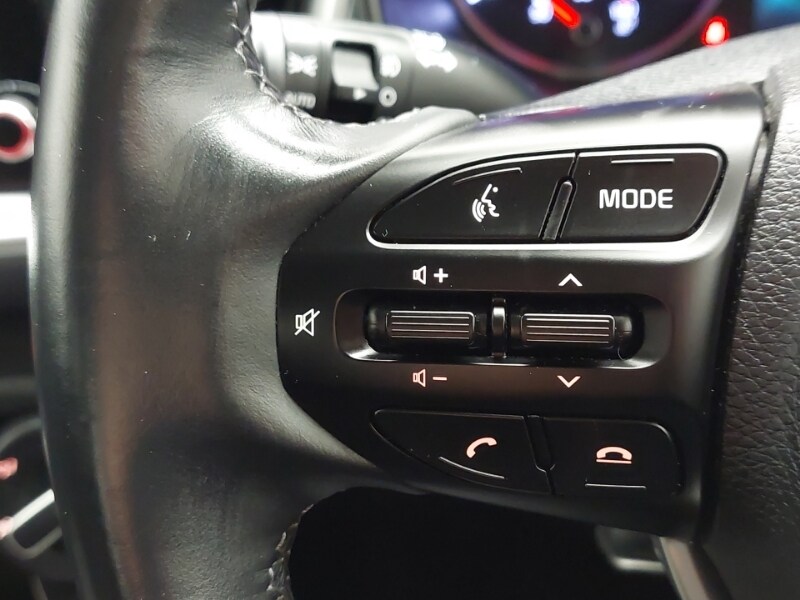 Used Kia Stonic 2022 for sale - 76533160: Photo 18