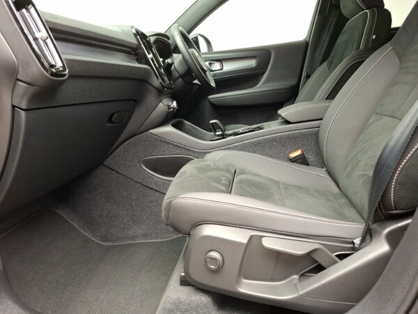 Used Volvo XC40 2024 for sale - 76258333: Photo 5