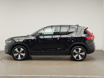 Used Volvo XC40 2023 for sale - 77852396: Photo