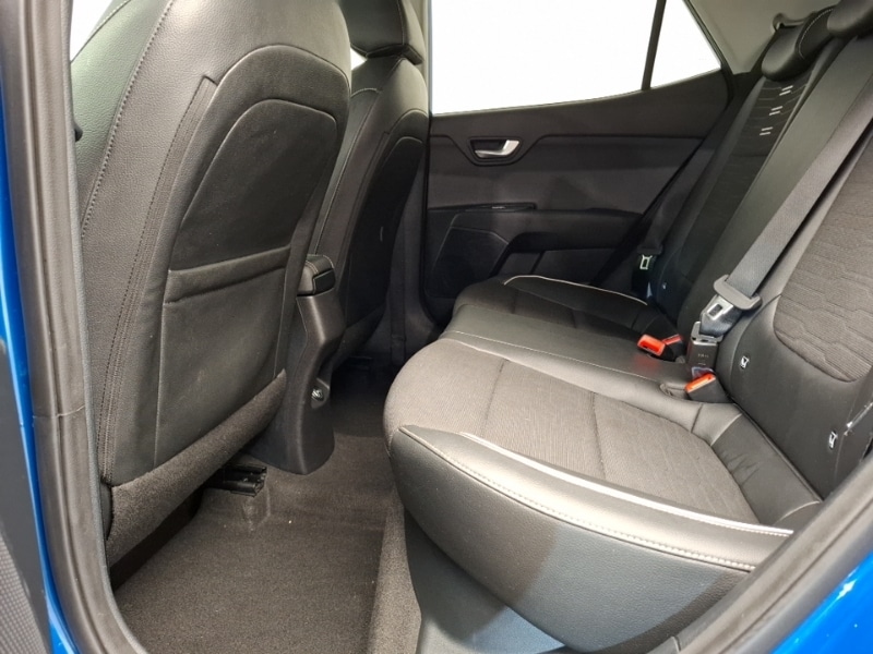 Used Kia Stonic 2023 for sale - 76450718: Photo 6