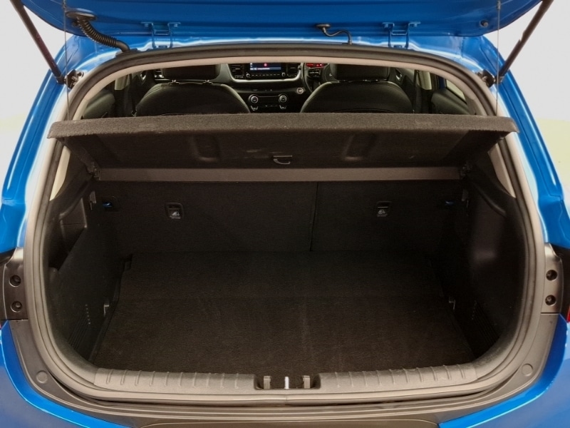 Used Kia Stonic 2023 for sale - 76450718: Photo 8