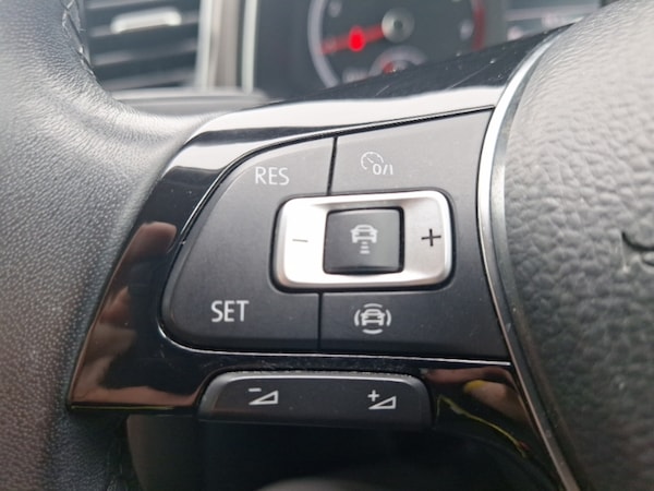 Used Volkswagen T-Roc 2018 for sale - 75193109: Photo 14