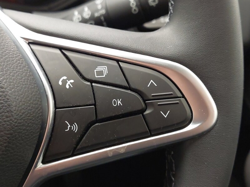 Used Renault Clio 2022 for sale - 76628734: Photo 19