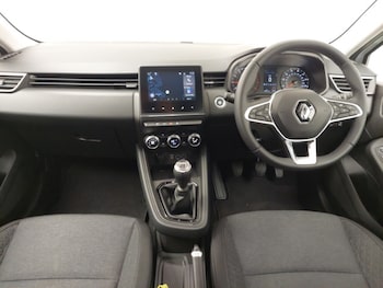 Used Renault Clio 2022 for sale - 76628734: Photo