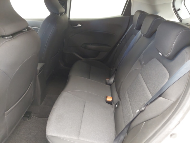 Used Renault Clio 2022 for sale - 76628734: Photo 6