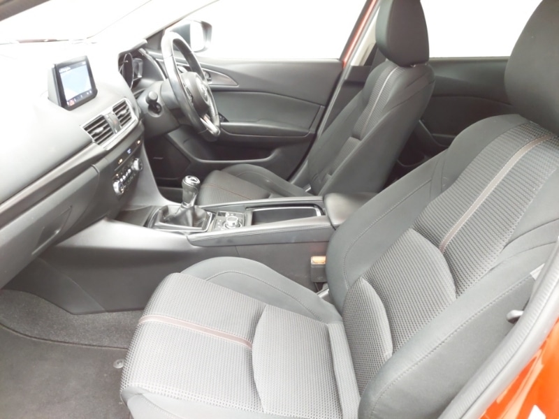 Used Mazda Mazda3 2018 for sale - 76983151: Photo 5