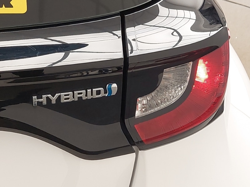 Used Toyota Yaris 2023 for sale - 77149771: Photo 13