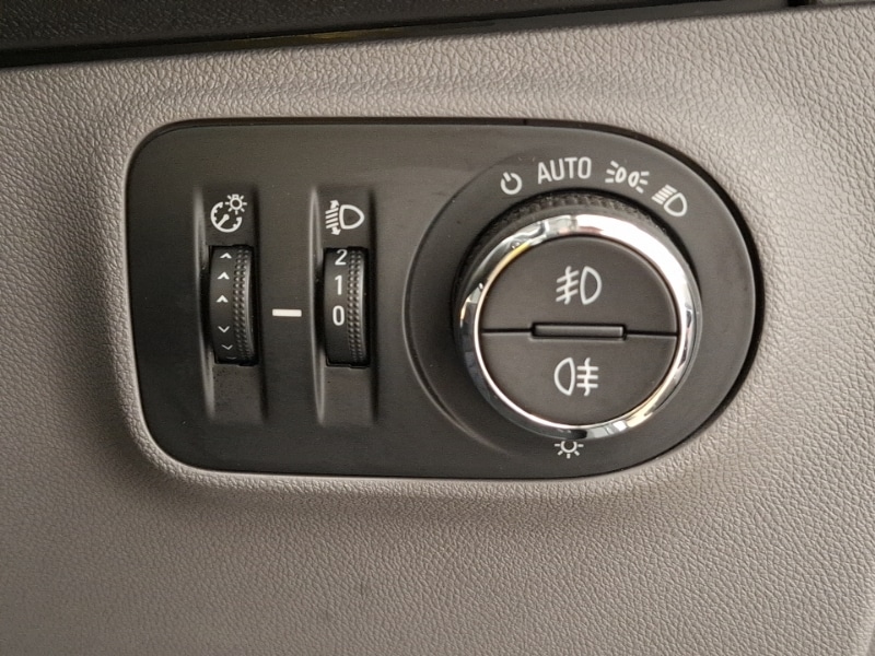 Used Vauxhall Corsa 2016 for sale - 76071403: Photo 19