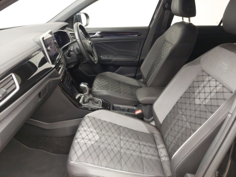 Used Volkswagen T-Roc 2022 for sale - 77596401: Photo 5