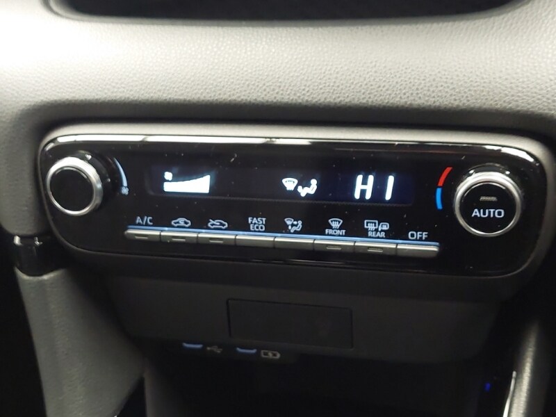 Used Toyota Yaris 2024 for sale - 77530897: Photo 15