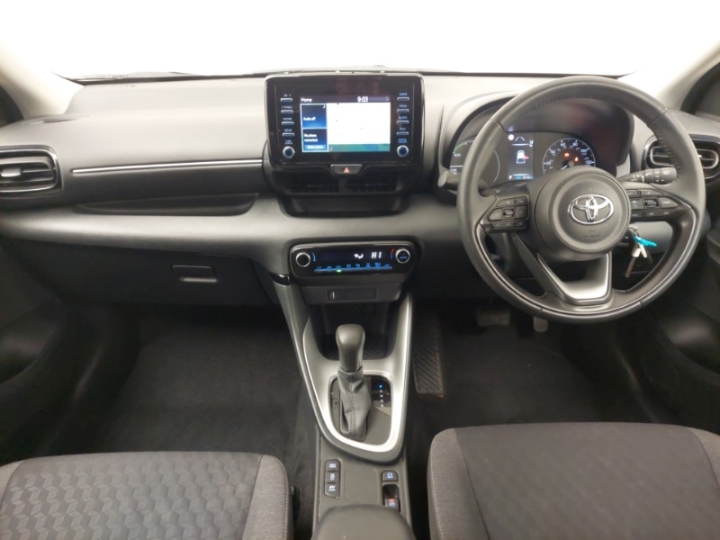 Used Toyota Yaris 2023 for sale - 77782233: Photo 2