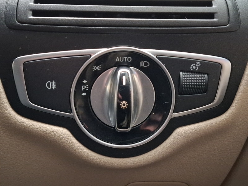 Used Mercedes-Benz GLC 2015 for sale - 76540516: Photo 19