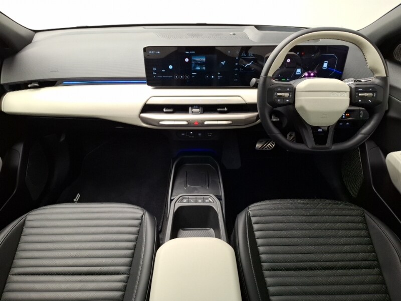 Used Kia EV4 2025 for sale - 77896903: Photo 2