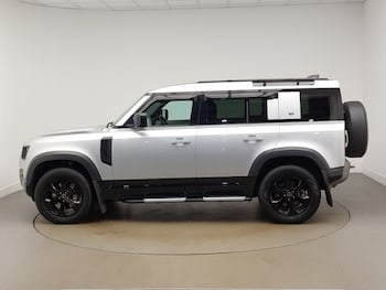 Used Land Rover Defender 2021 for sale - 78928402: Photo