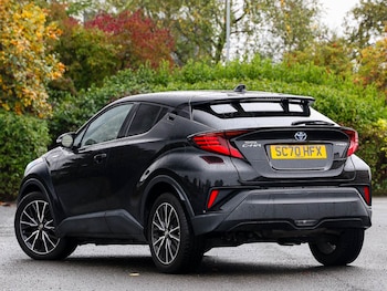 Used Toyota C-HR 2021 for sale - 76172032: Photo 3