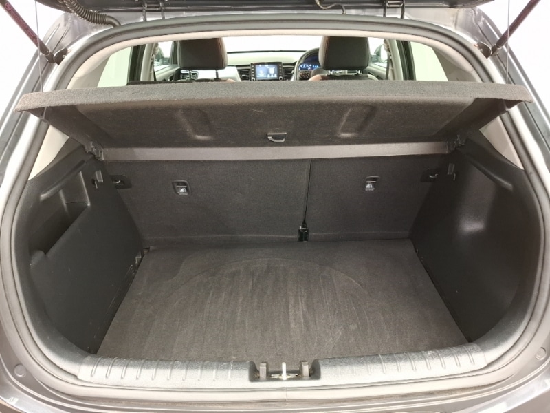 Used Kia Stonic 2020 for sale - 78099241: Photo 8