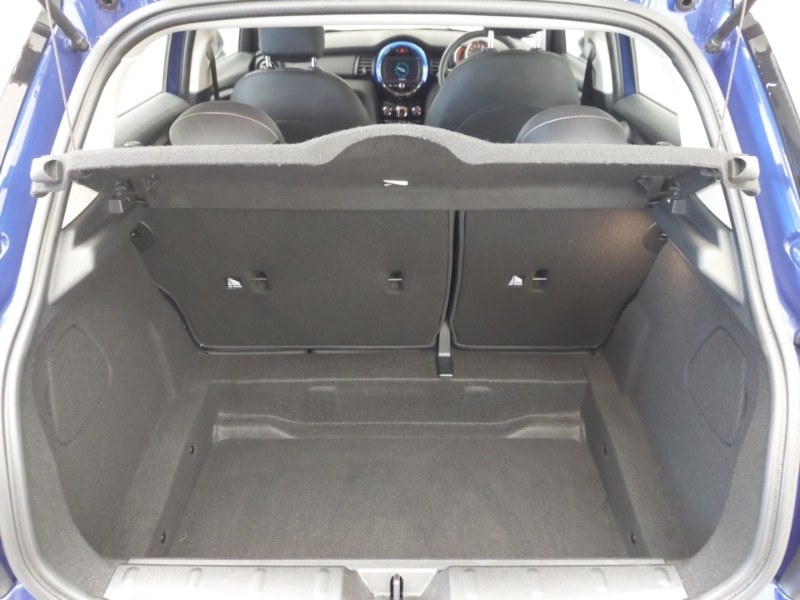 Used MINI Hatch 2019 for sale - 76354383: Photo 8