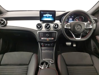 Used Mercedes-Benz GLA 2019 for sale - 76613729: Photo