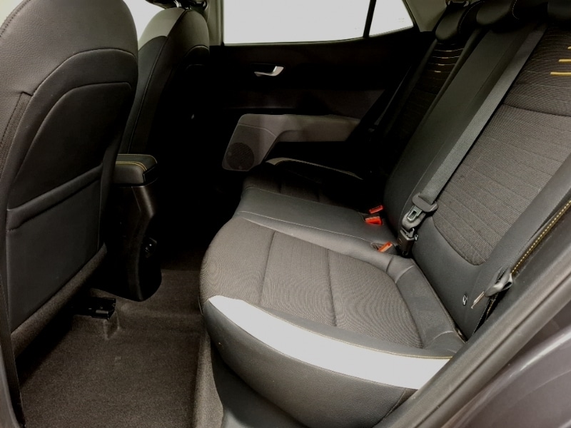 Used Kia Stonic 2018 for sale - 77149774: Photo 6