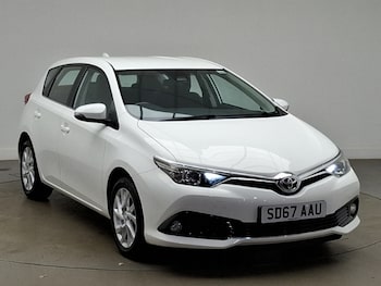 Used Toyota Auris 2017 for sale - 79207613: Photo