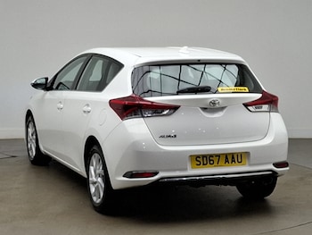 Used Toyota Auris 2017 for sale - 79207613: Photo