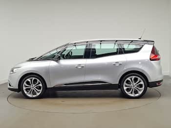 Used Renault Grand Scenic 2019 for sale - 79737398: Photo