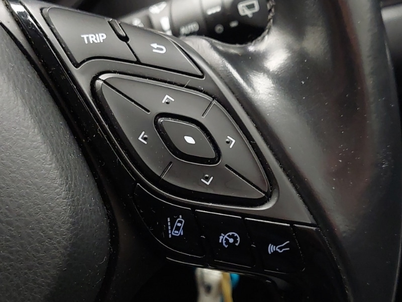 Used Toyota C-HR 2018 for sale - 77495311: Photo 19