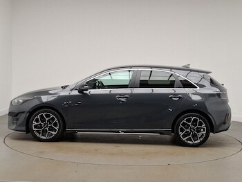 Used Kia Ceed 2024 for sale - 76502273: Photo