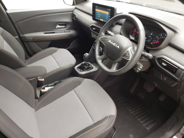 Used Dacia Sandero Stepway 2025 for sale - 76103385: Photo 13