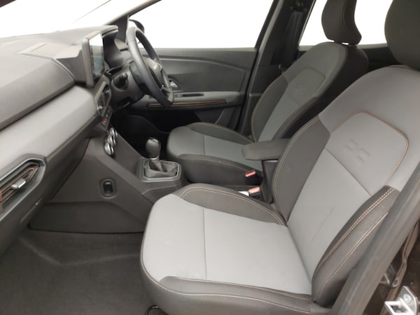 Used Dacia Sandero Stepway 2025 for sale - 76103385: Photo 5