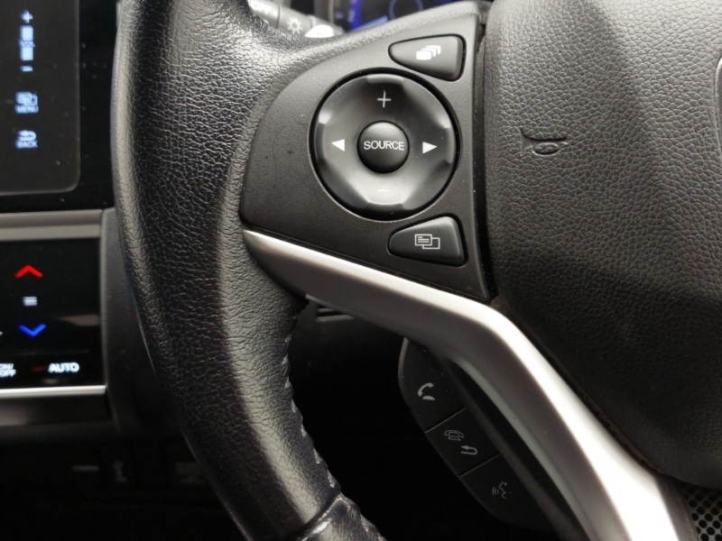 Used Honda Jazz 2018 for sale - 76893553: Photo 18