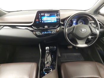 Used Toyota C-HR 2018 for sale - 77695036: Photo