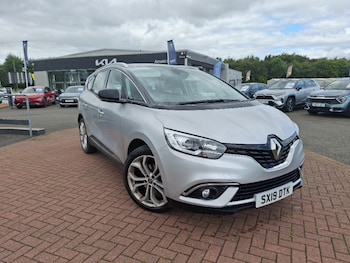 Used Renault Grand Scenic 2019 for sale - 79529405: Photo