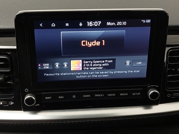 Used Kia Stonic 2022 for sale - 76325717: Photo 11