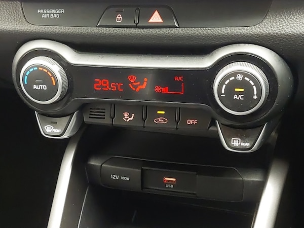 Used Kia Stonic 2022 for sale - 76325717: Photo 15