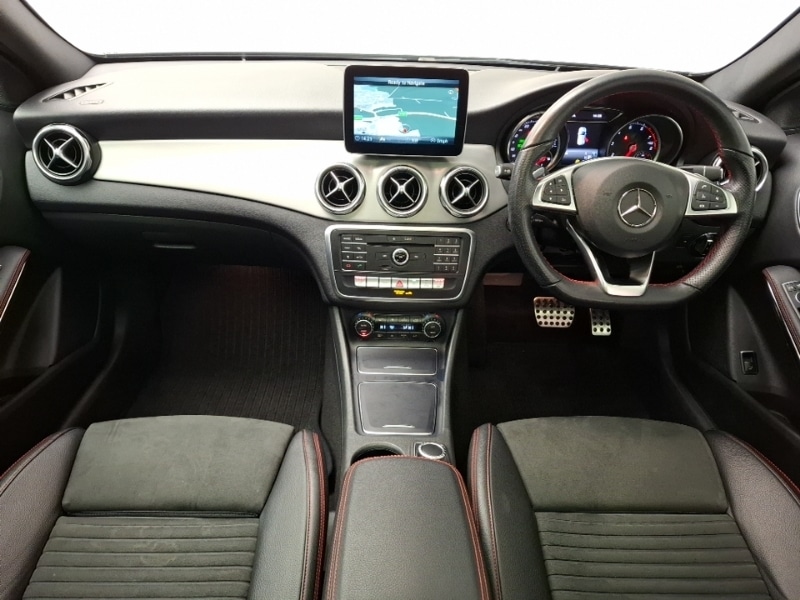 Used Mercedes-Benz GLA 2020 for sale - 77114629: Photo 2