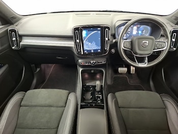 Used Volvo XC40 2021 for sale - 79517510: Photo