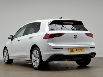 Used Volkswagen Golf 2024 for sale - 76195227: Photo 3
