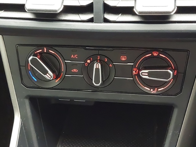 Used Volkswagen Polo 2019 for sale - 76630548: Photo 14