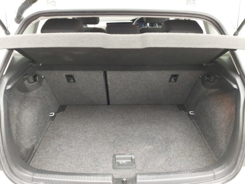 Used Volkswagen Polo 2019 for sale - 76630548: Photo 8